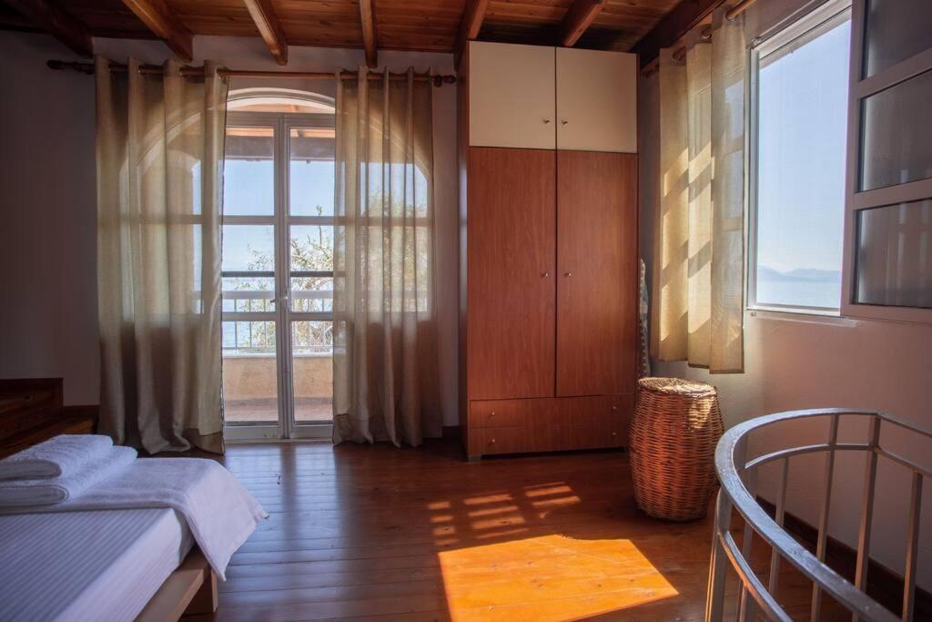 Kohyli Beachfront House Agia Pelagia Chlomou Eksteriør billede