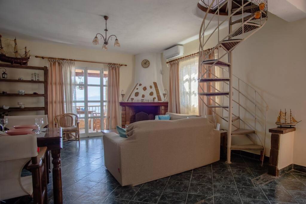 Kohyli Beachfront House Agia Pelagia Chlomou Eksteriør billede
