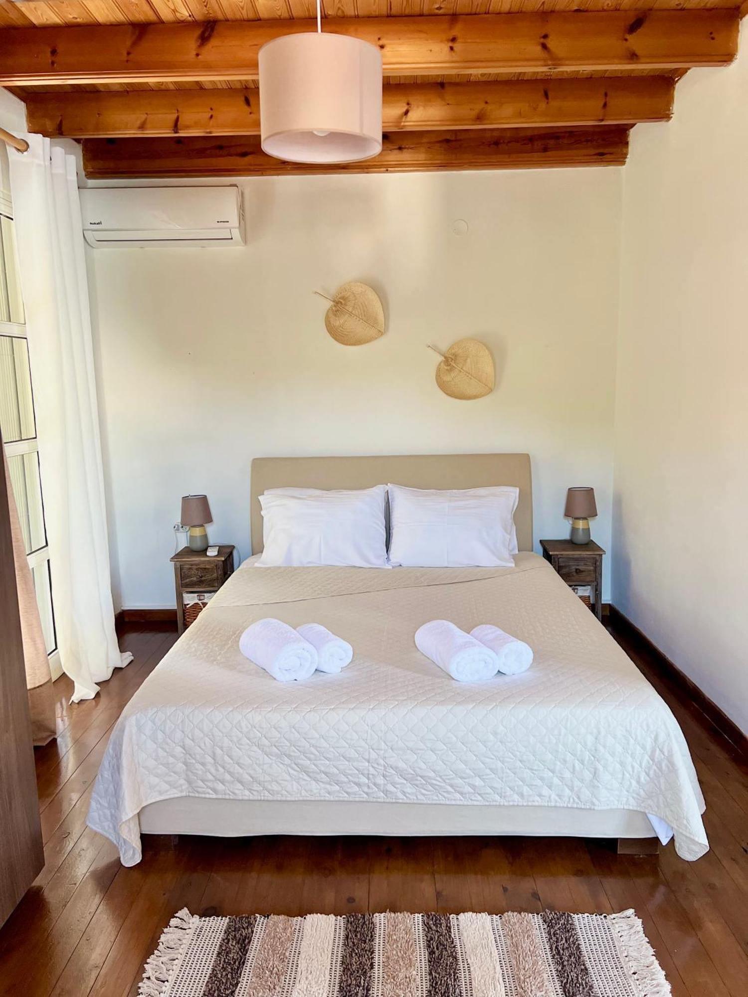 Kohyli Beachfront House Agia Pelagia Chlomou Eksteriør billede