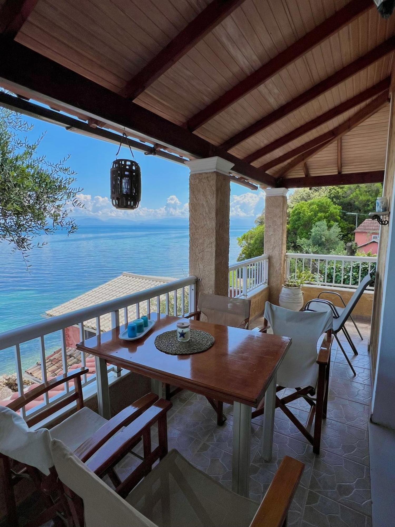 Kohyli Beachfront House Agia Pelagia Chlomou Eksteriør billede